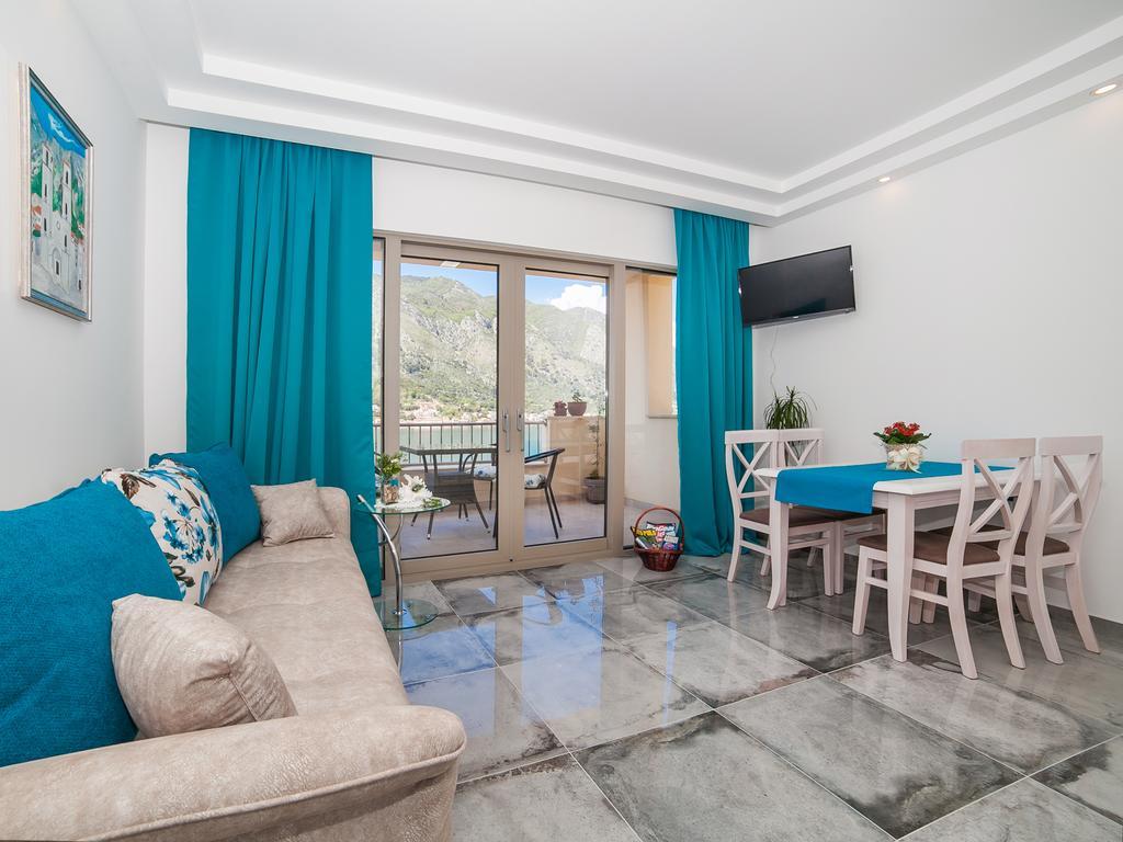 Apartments Castello Kotor Bagian luar foto